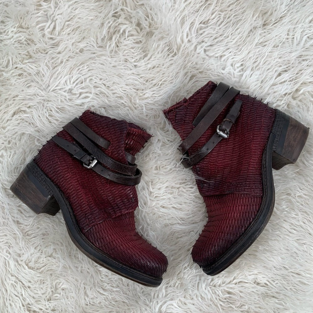 A.S. 98 Combat Boots Exotic Burgundy Women’s Size 37